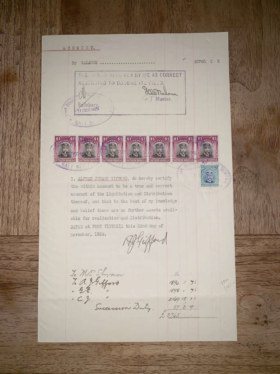 7 x Admiral £1, black and magenta with 1 x 5 Shillings blue and pale yellow-green.