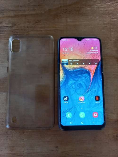 Samsung A10