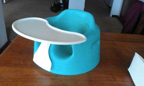 Bumbo Baby seat (with free table!)