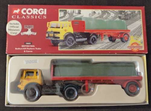 Corgi 18601 Bedford KM Platform Trailer and Canvas