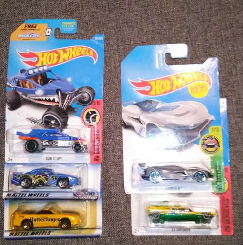 Collection of 5 Hot Wheels Die Cast models (still sealed)