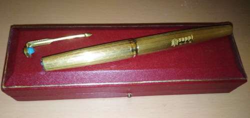 Horwood Pen Collection: 18 Karat Gold Fountain Parker Pen (non-functional )