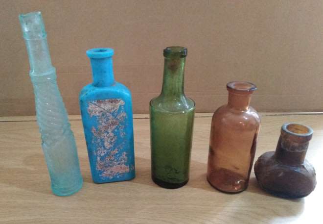 A Collection of 5 Vintage Bottles.