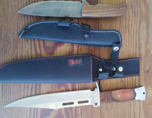 Two Columbia outdoor (hunting) knives