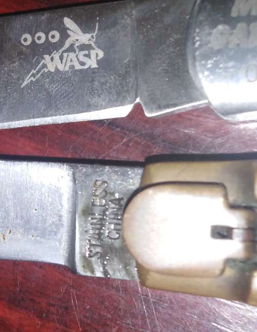 A Collection of 5 Folding Knives with Wooden Handles