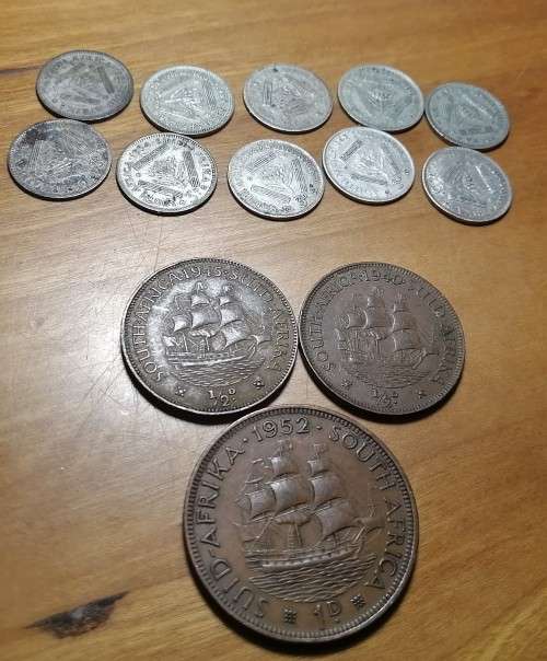A Collection of ZAR Tickeys, 2 x half pennies and 1 x penny