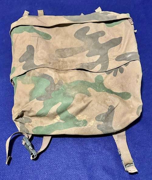 SA SPECIAL FORCES RECCE Pat 90 Cabbage Patch Camo Dems Bag - Signed by Operator
