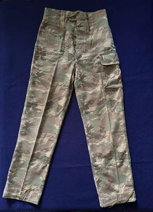 32 Bn Winter Camo Pants, size 7679