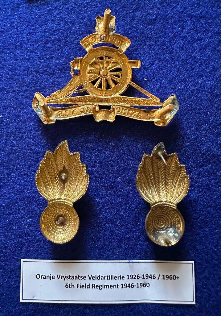 Oranje Vrystaatse Veldartillerie 1926-1946, Cap badge and Set of Collar Badges