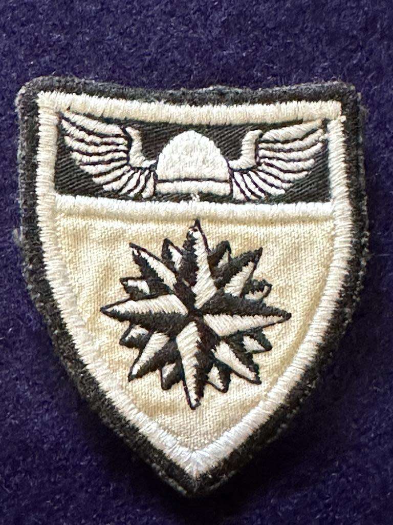 4 Reconnaissance Regiment embroidered Tracksuit Badge - 50mm x 60mm