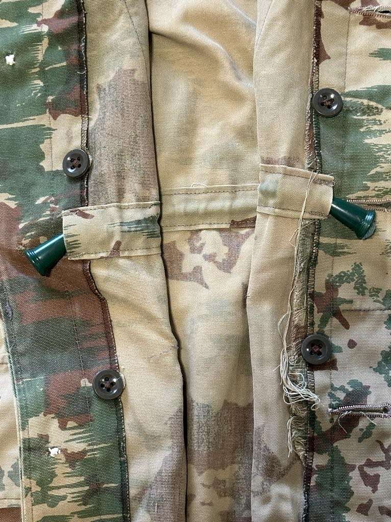 SAP Koevoet 1st Type Camouflage Bushjacket - Year 1971 - Original Used with StarBurst Patterns