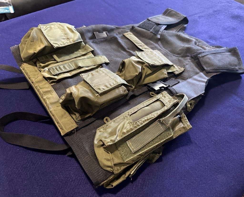 SAP Taskforce Olive Green Combat Vest with 4 Additional Loading Panels - Great Condition