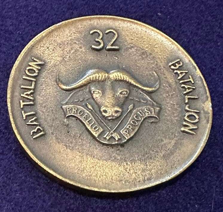 32 Battalion 1976-1989 Buffalo Base Commemorative Medallion - 50mm Diameter