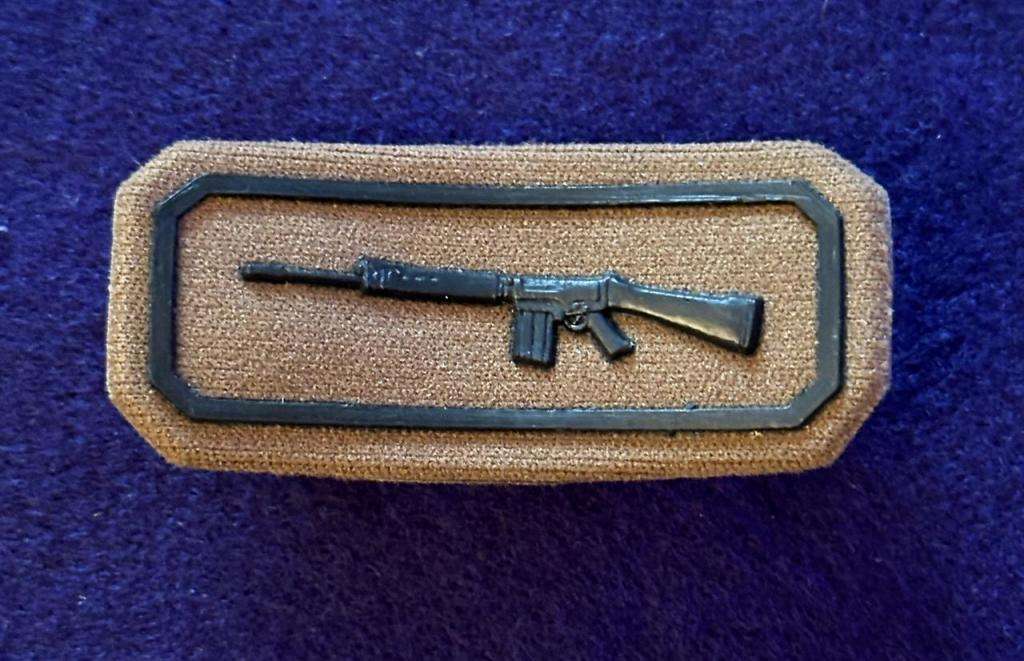 SA Army Marksman Qualification Badge - Rubberised Pin-on Type