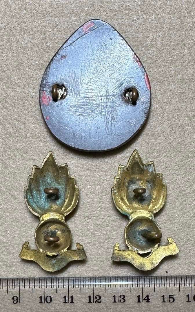 Rhodesian Corps of Engineers - SET COLLARS AND CAP ON FLASH WITH ZIM BIRD -Southern Rhodesia