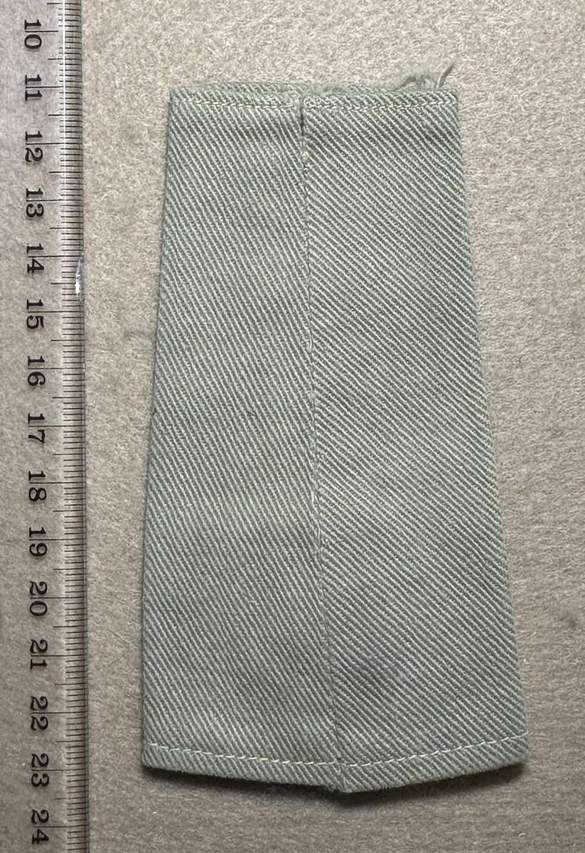 Rhodesian Forces - SINGLE MAJOR RANK BOARDS/SLIP ONS WW2 - RED CROWN BACKING