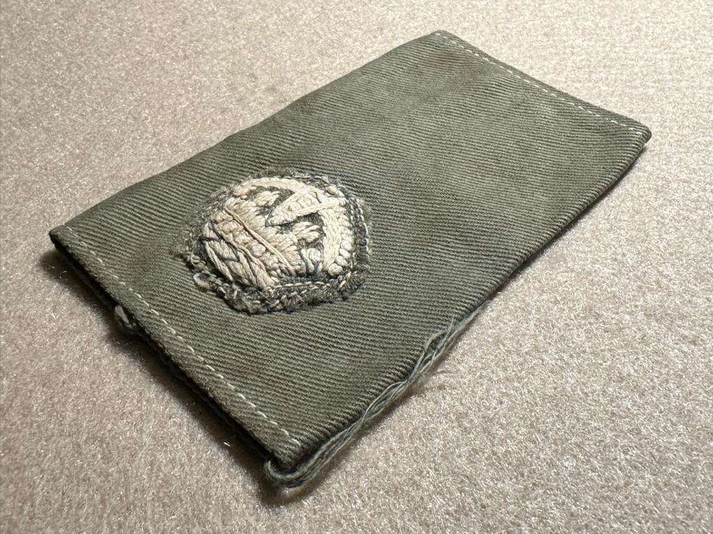 Rhodesian Forces - SINGLE MAJOR RANK BOARDS/SLIP ONS WW2