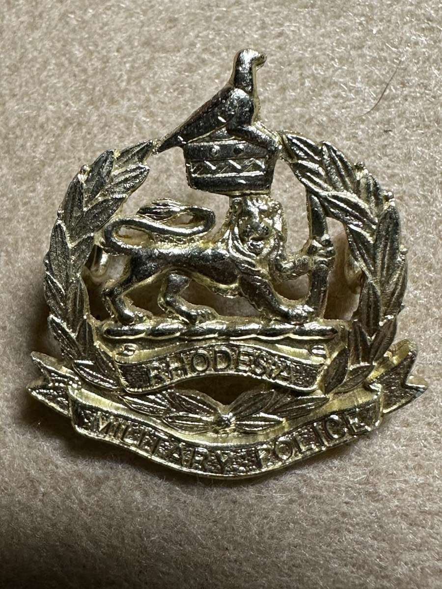 Rhodesian Corps of Military Police - Single Right facing Anodised Collar - 1970 to 1980
