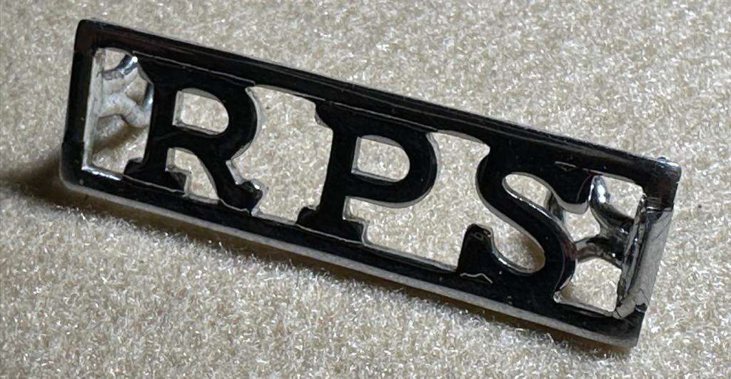 Rhodesian Prison Service - RPS CHROME SHOULDER TITLE