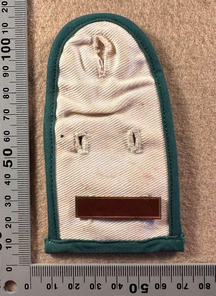 Rhodesia NURSING -EPPAULETTES RED BAR