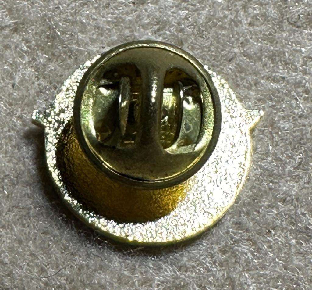 South African Civil Aviation - PRATT & WHITNEY AIRCRAFT - DEPENDABLE ENGINES  ENAMEL BADGE