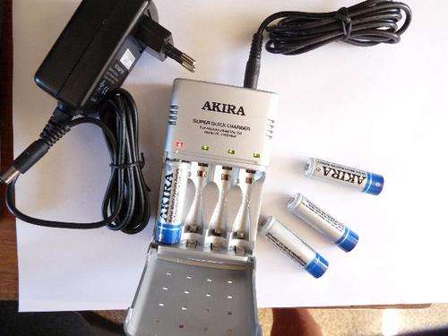 AKIRA BATTERY CHARGER