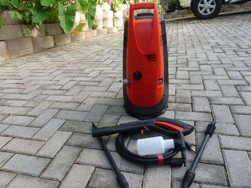 BLACK AND DECKER HIGH PRESSURE CLEANER  PW1500