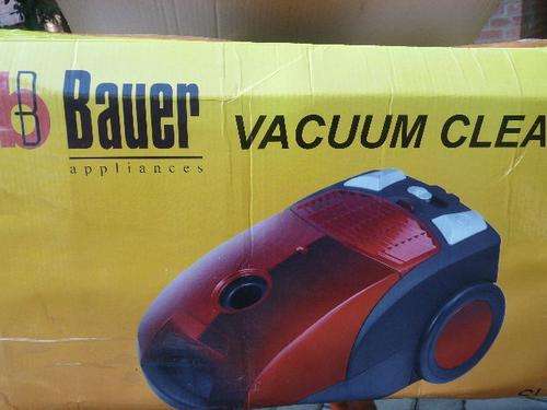 BRAND NEW  BAUER 2000W  VACUUM CLEANER IN THE BOX