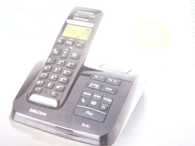 BRAND NEW BELL DIGITAL CORDLESS PHONE WITH ANSWERING MACHINE