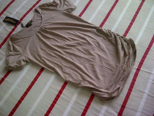 ***Cute Ladies Beige Long Tshirt/Top***Great with a Tights***XL, XXL, XXXL ONLY*** Brand New***