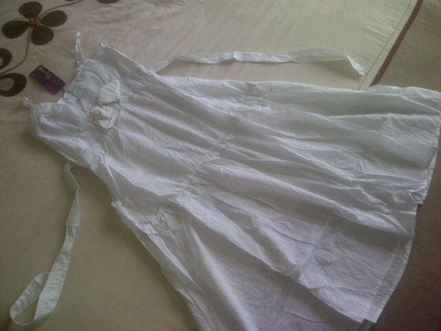 ***Cute Ladies White Summer Strap/Boob Tube Dress**Great Summer Dress**XXL ONLY**BRAND NEW***