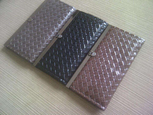 ***Beautiful Ladies Crocodile Skin Looking Purses with lots of compartments***Stunning***3 Avail***