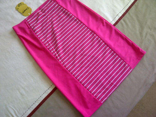 ***Cute & Funky Ladies Pink Skirt with belt***XL, XXL ONLY***Great for Summer***Brand New***