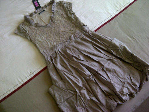 ***Stunning Ladies Short Dress with Lace Like Top Area***BEAUTIFUL***XXL ONLY***