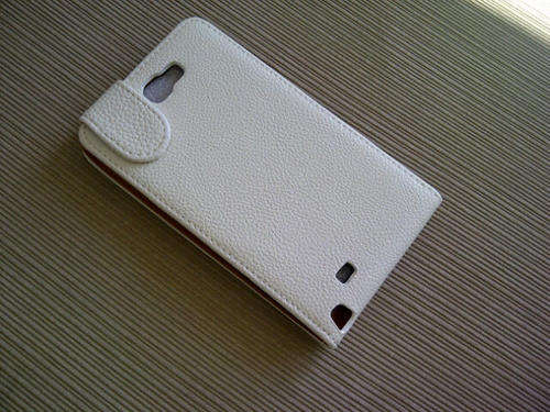 **Samsung Note 2 Flip Cover***Leather Look**White ONLY**FREE SCREEN PROTECTOR**