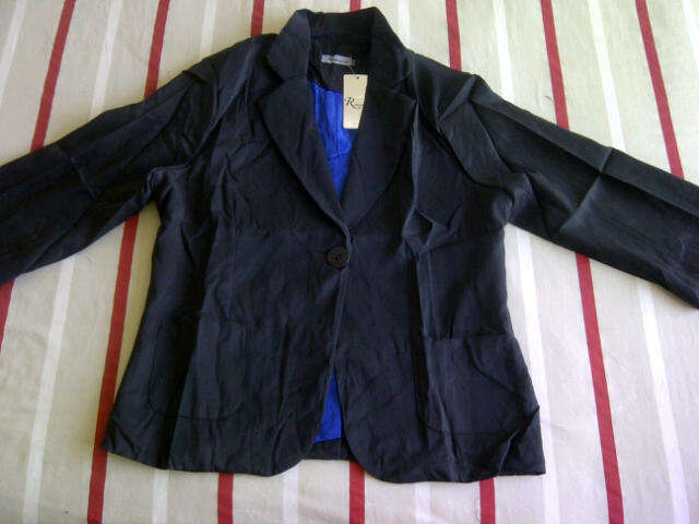 ***Beautiful Ladies Black Blazer Jacket***Great with a Jeans***XXXXL ONLY***BRAND NEW***