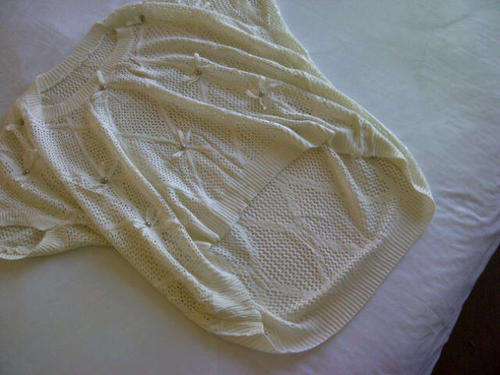 ***Beautiful Ladies Over / Cover Top***Great with a Skinny**ONE SIZE FITS ALL**STUNNING**BRAND NEW**