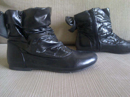 **Cute & Funky Ladies Black Leather Like Ankle Boots with Tie Back Design***Size 3**Last One Avail**