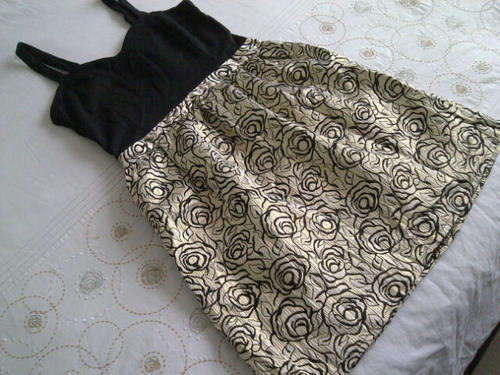 **STUNNING Ladies Short Strap Dress With Rose Like Design**Black & Red Avail**M, L, XL**