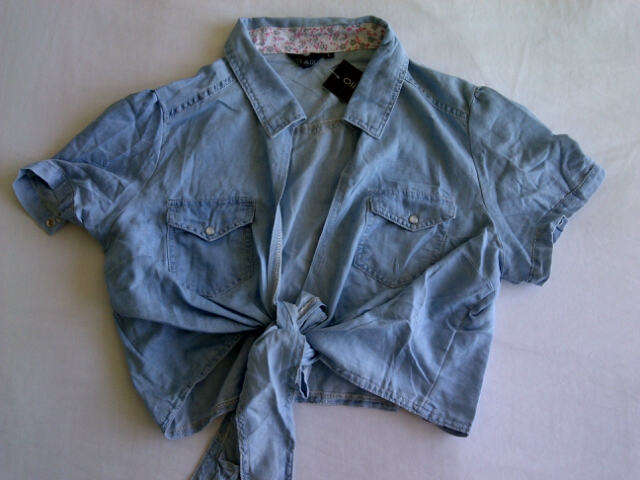 **Cute Denim Style Ladies Crop Top With Beautiful Detail***Stunning Summer Piece***L, XL, XXL***