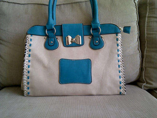 **Stunning Ladies Cream/Blue PU Leather Handbag With Beautiful Detail & Design**BRAND NEW**