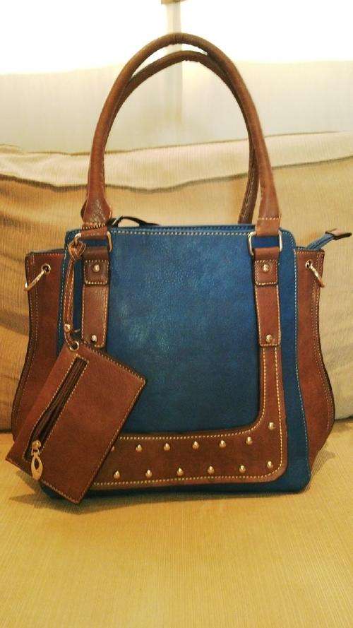 ***Stunning Ladies 2pc Blue/Tan PU Leather Handbag***BEAUTIFUL PIECE***BRAND NEW***