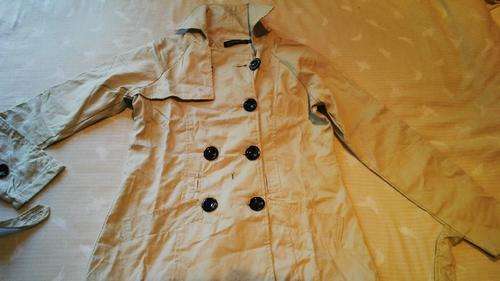 **Beautiful Ladies Light Beige Short Trench-coat Jacket**SIZE 30 ONLY**STUNNING**BRAND NEW**