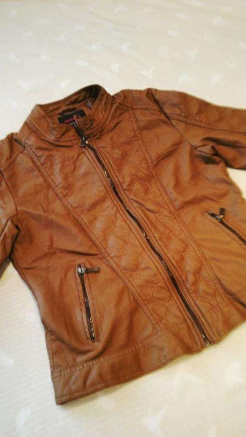 **Stunning Ladies Tan Leather Look Jacket with Funky Design**XL**BEAUTIFUL PIECE**BRAND NEW**