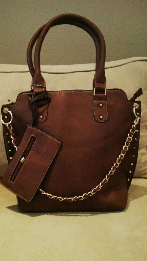 **NEW**Stunning Ladies 2pc TAN/GOLD PU Leather Handbag With Beautiful Detail & Design***LAST ONE**