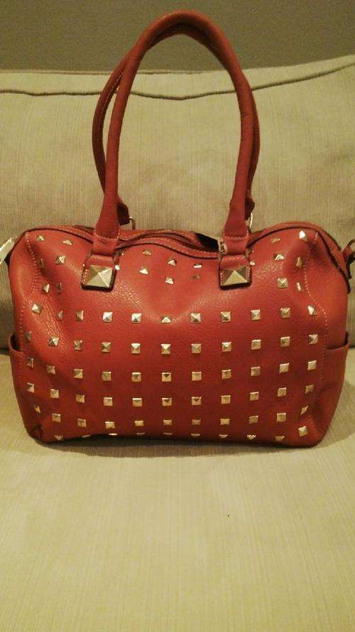 **NEW**Stunning Ladies PU Leather Handbag With Beautiful Detail & Design***5 Colours***2 Avail**