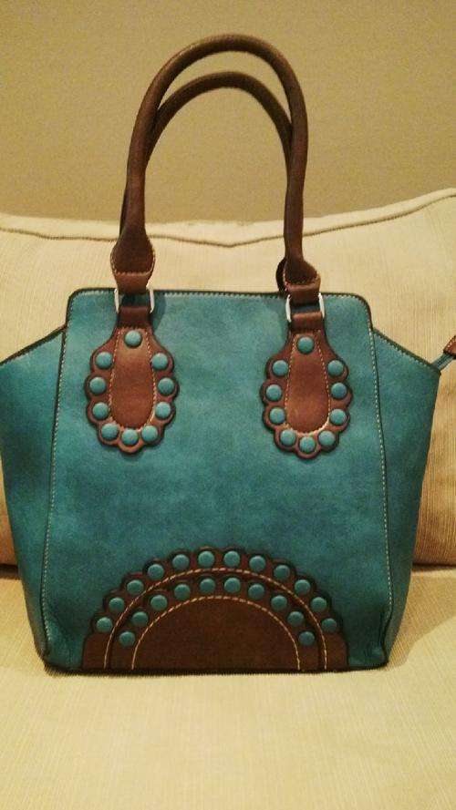 **Stunning Ladies Blue/Brown PU Leather Handbag With Beautiful Detail & Design**BRAND NEW**