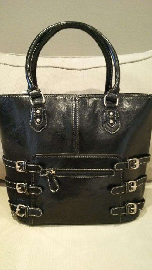 **Stunning Ladies PATENT PU Leather Handbag With Beautiful Detail & Design**2 Colours**BRAND NEW**