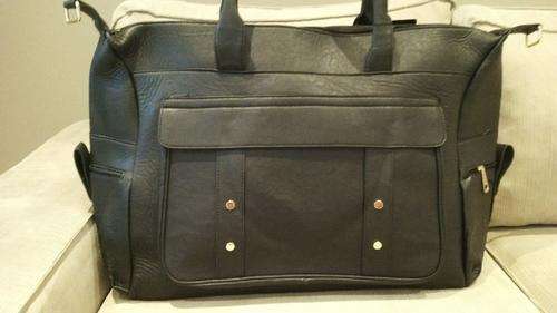 **Stunning Duffle Style PU Leather Travel Bag*70cm**Great Quality Piece**HUGE**BEAUTIFUL**3 Avail**