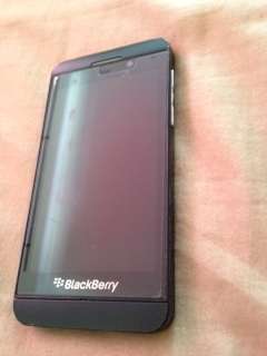***Blackberry Z10***Great Condition***FREE R500 ACCESSORY BUNDLE INCLUDED***